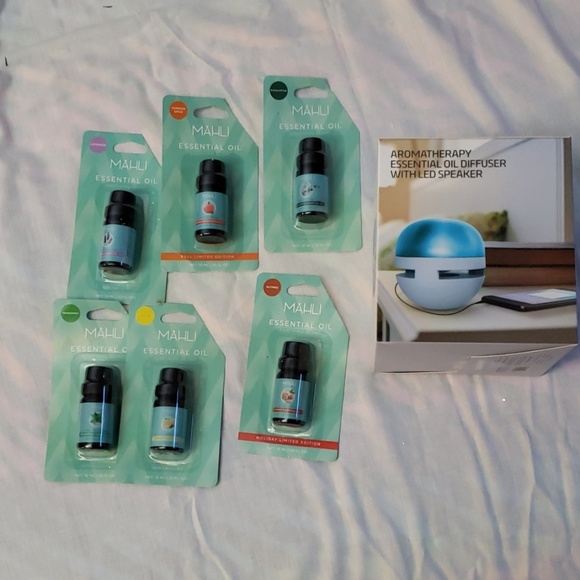 traxx shower speaker